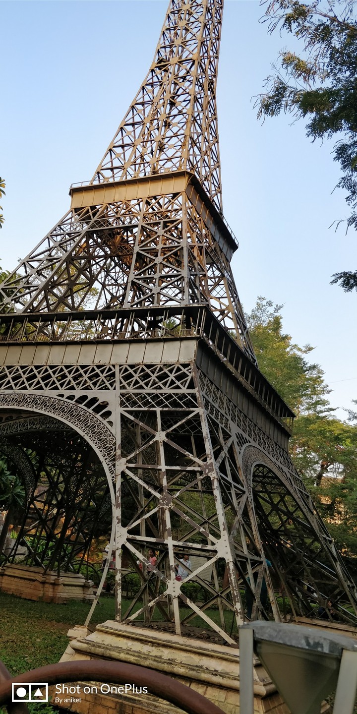 Eiffel tower