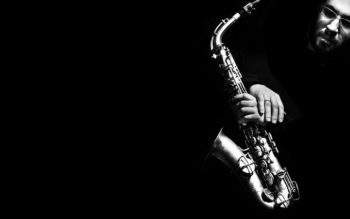 SAXOPHONE