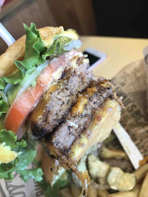 teddy’s burger in Hawaii