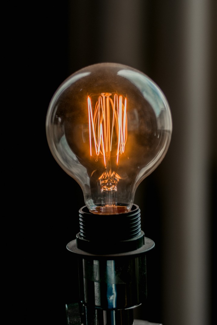 blowing bulb