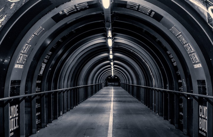 Monochrome Symmetry