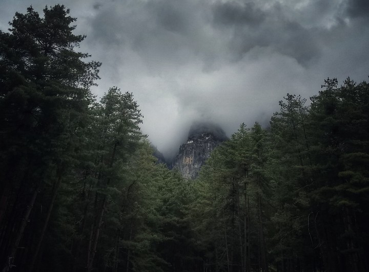 Epic tiger's nest