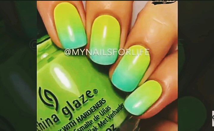 Green nails | Gradient | Style