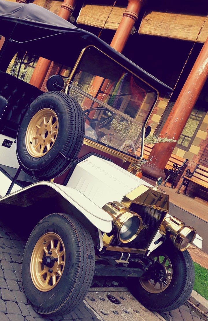 Vintage Car