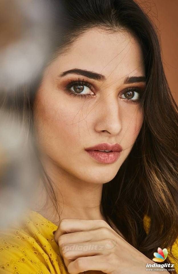Actress Wallpaper