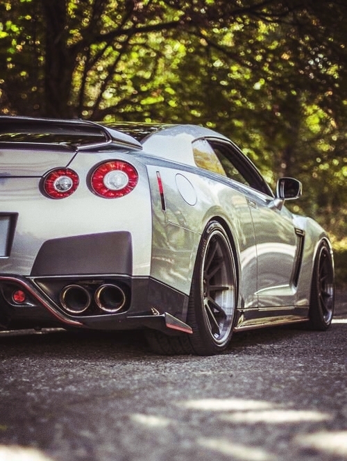 nissangtr