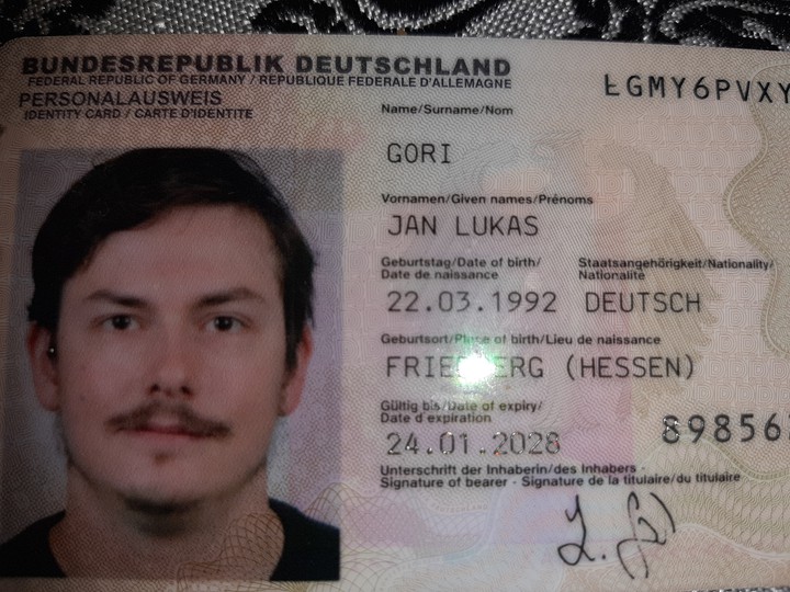 Personalausweis L.Gori