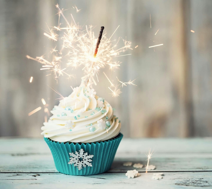 Who's birthday today?? hbd..  no one ? any body..?