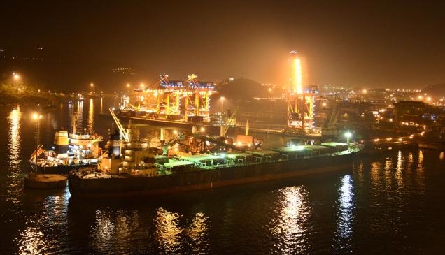 Hubbub at the vizag port...