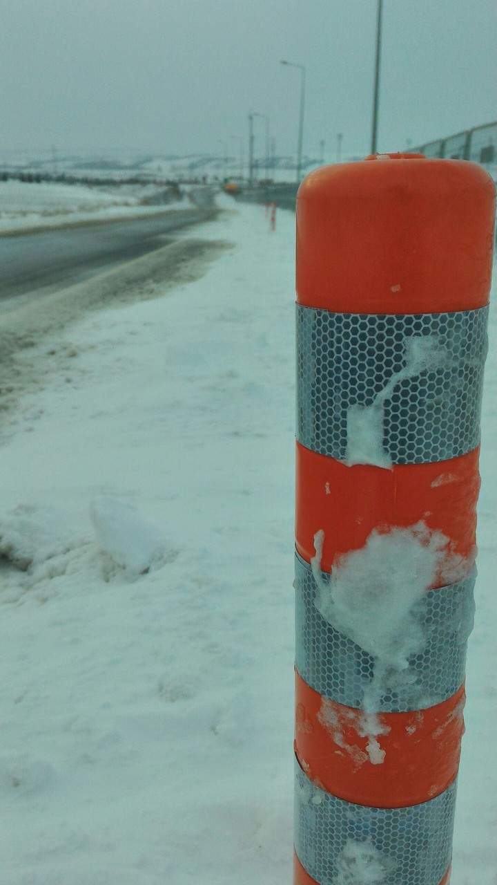 SNOW