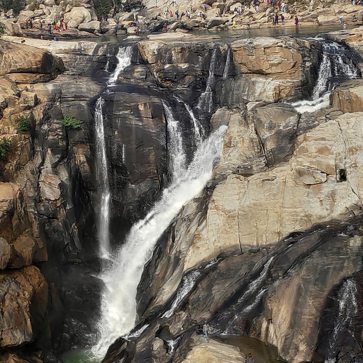 Bundu waterfall
