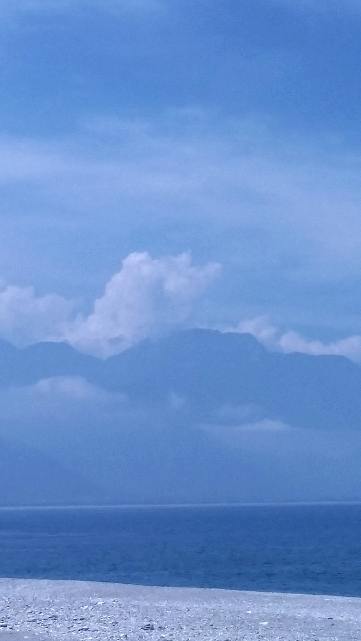 beautiful sky and huge mountain