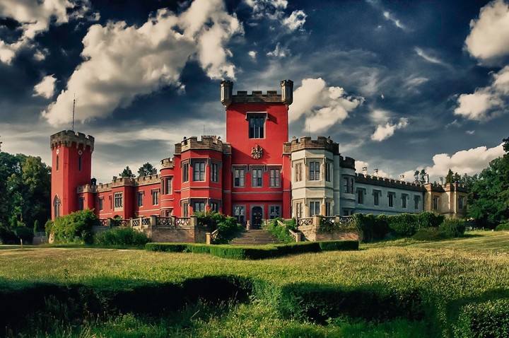 Hrádek u Nechanic
