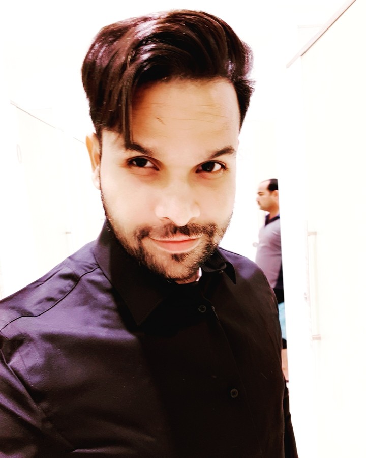 Raymond men Vinay