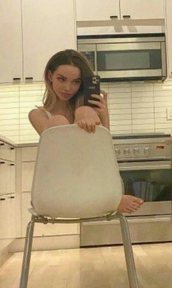 Dove Cameron