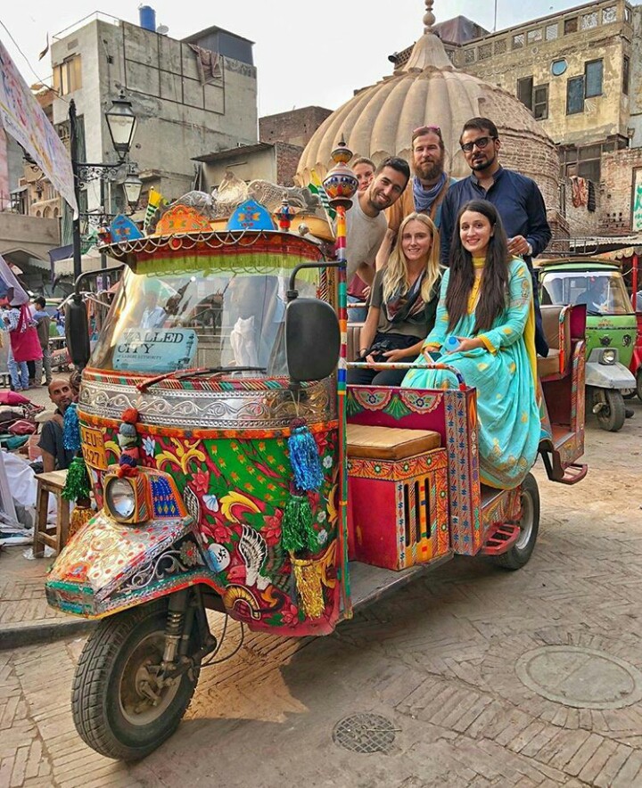 MY CITY LAHORE ??