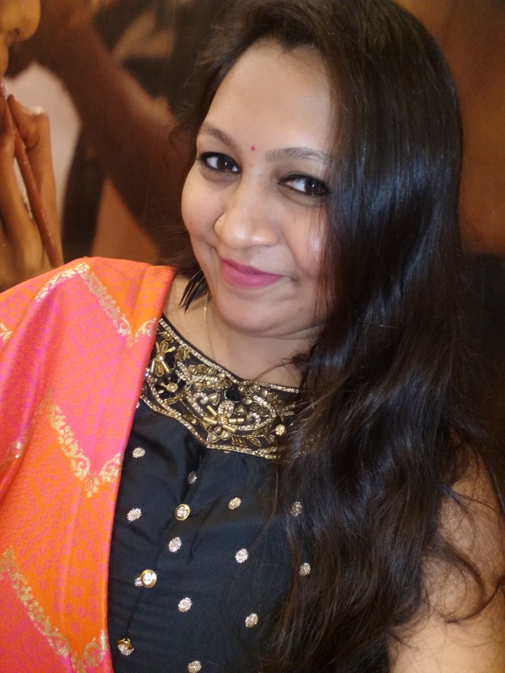 SELF PORTRAIT !!! ME.... !!!