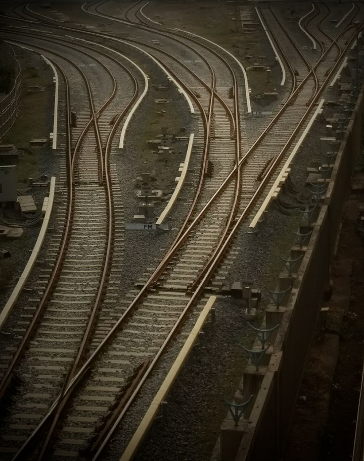 Meandering rails!