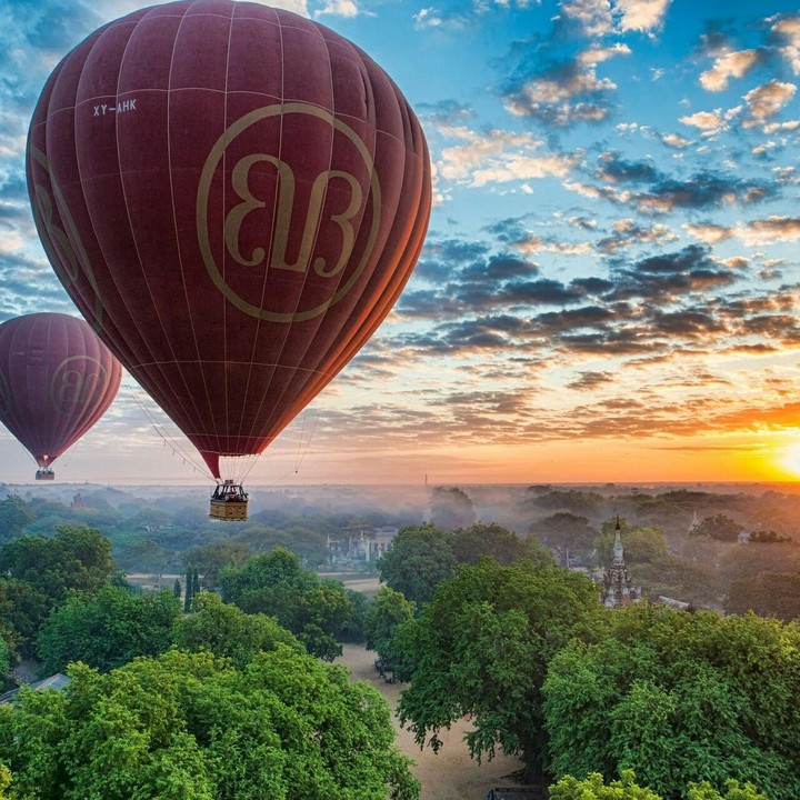 hot air balloon