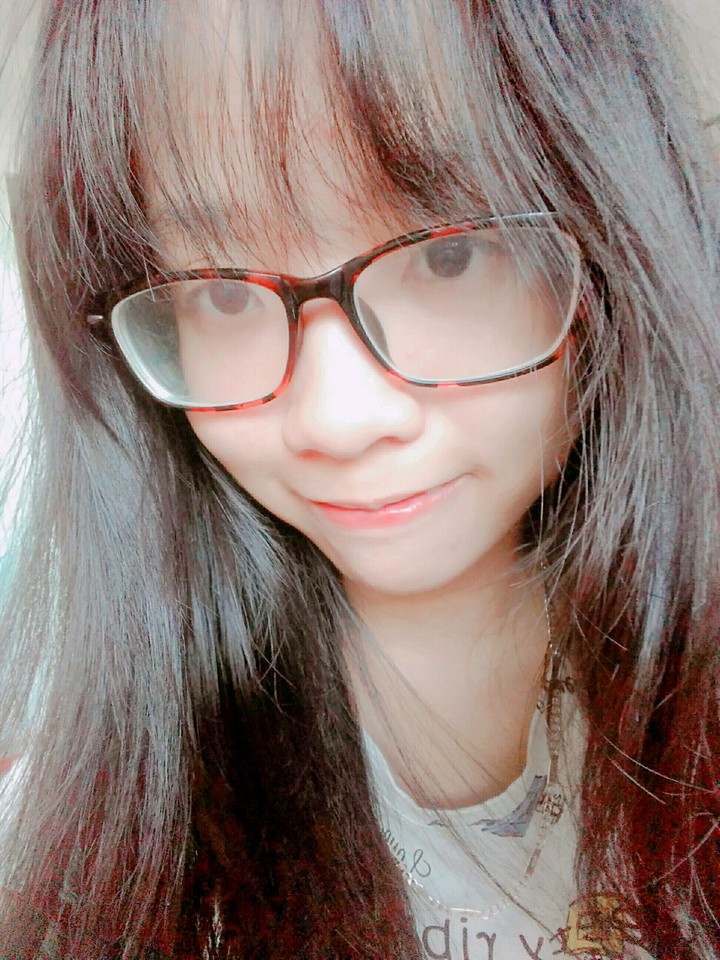 Hello:3