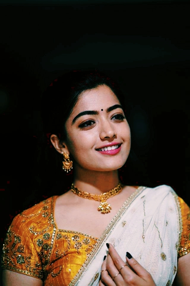 LOVEABLE GRIL