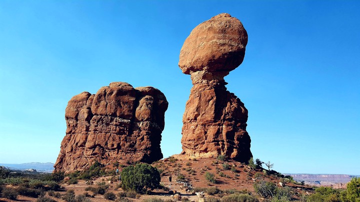 Balancing Rock, Arches National Park, Moab UT