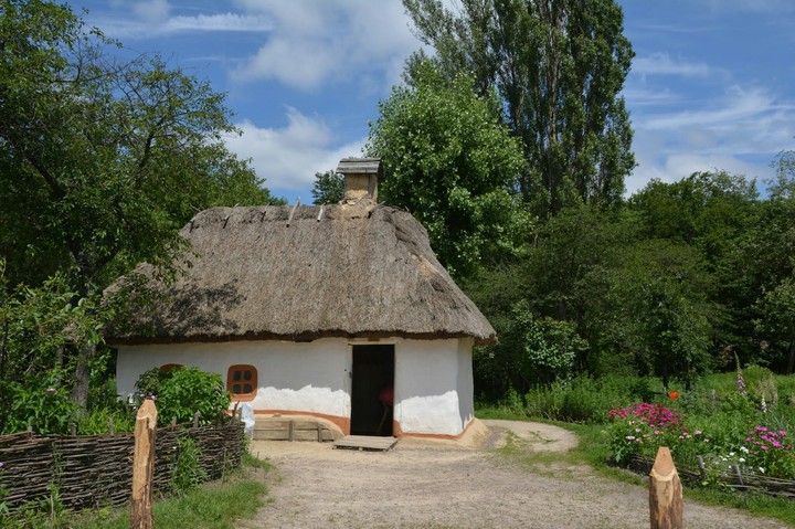 Ukraine home 17th century