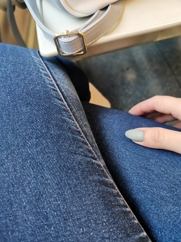 jeans