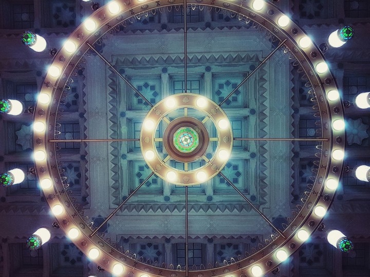 chandelier in the haram