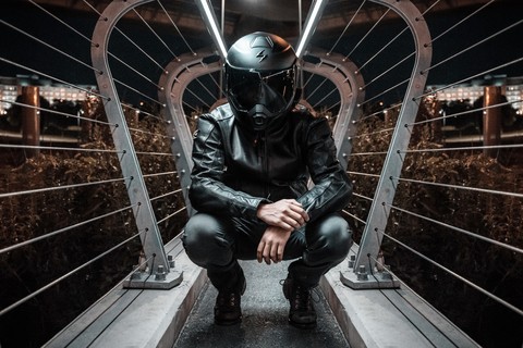 person, jacket桌布