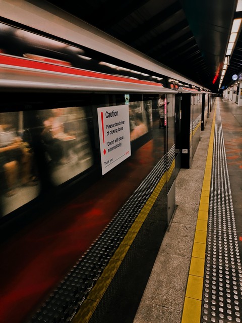 ταπετσαρίες train, electricity