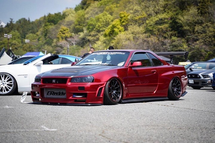 Nissan R34 GT-R