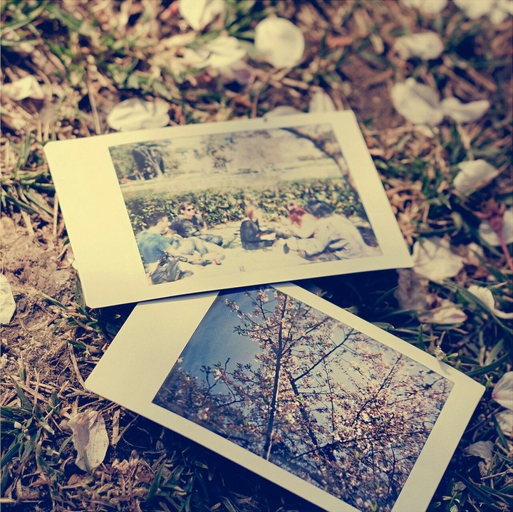 look at happy moments in past.. not sad