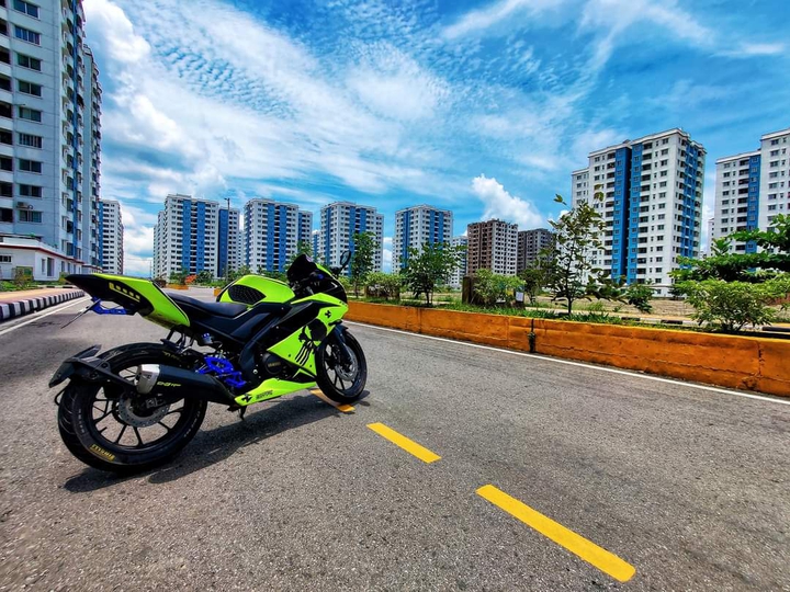 R15
