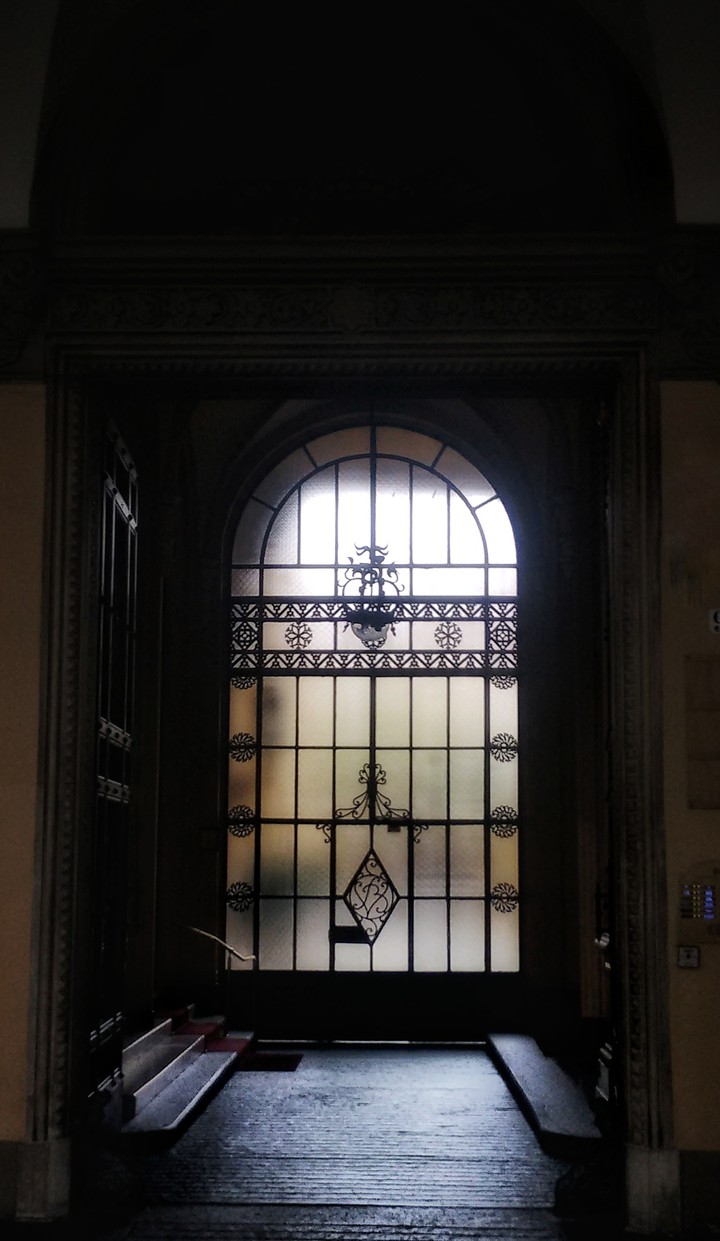 Doors an Light