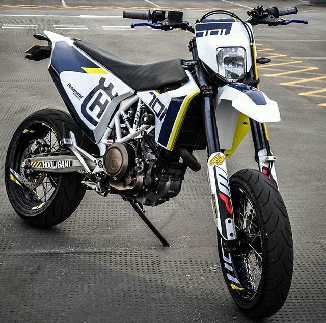 Supermoto