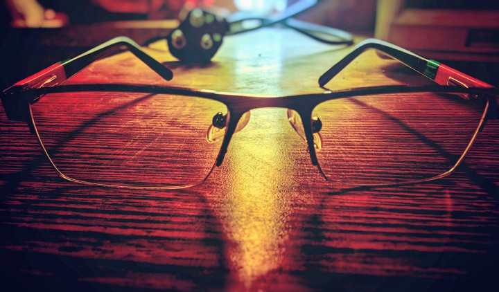 Spectacles
