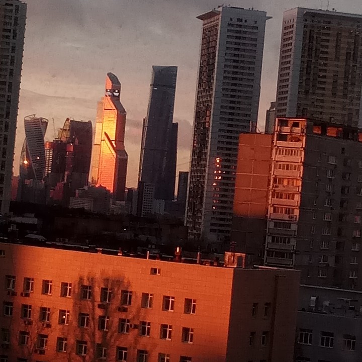 сити утром