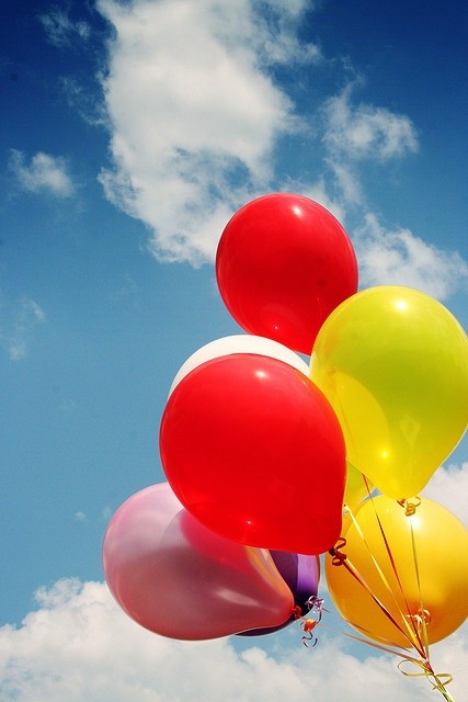 COLOURFUL BALLOONS