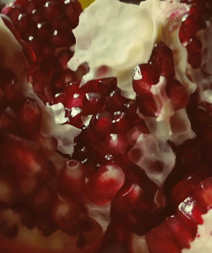 fruits (  pomegranate  ) ?