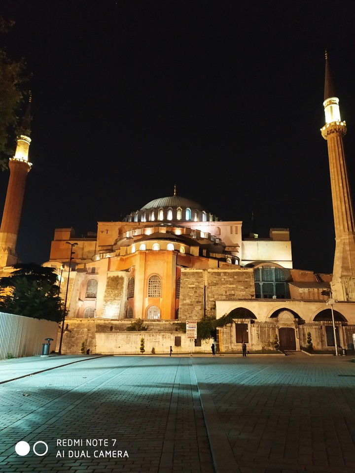 İstanbul Ayasofya Müzesi Camiisi
