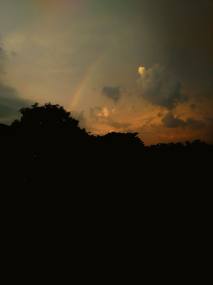 cloudy dust
