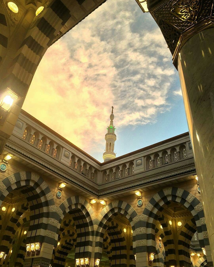 Masjid an-Nabaui (المسجد النبوي‎)