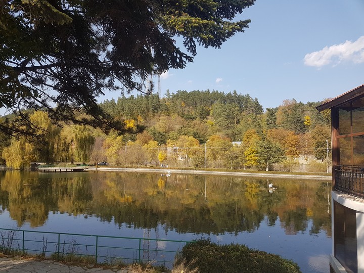 Dilijan lake