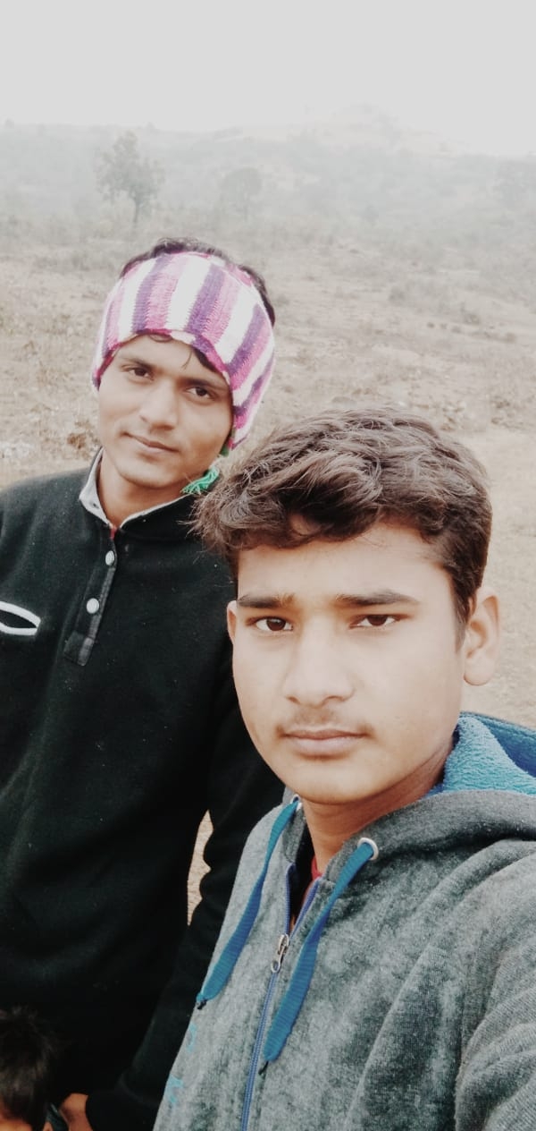 DK and Sameer himanshu little boy pic.