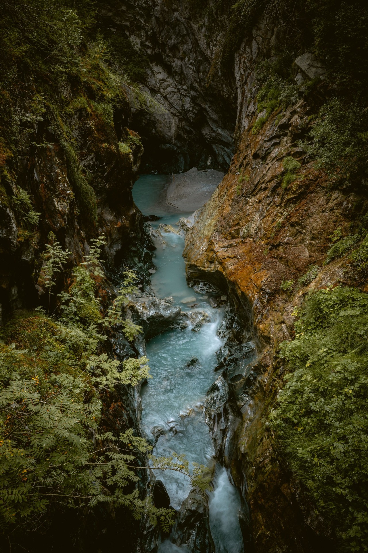 ταπετσαρίες stream, watercourse
