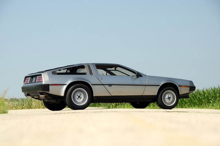 delorean dmc 12