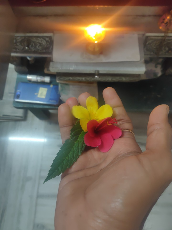pray