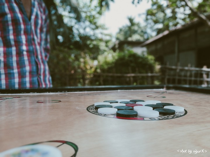 carrom party