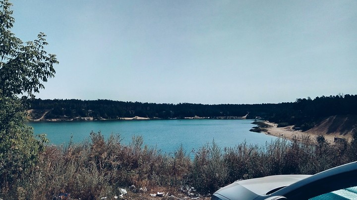 Красота,карьер.